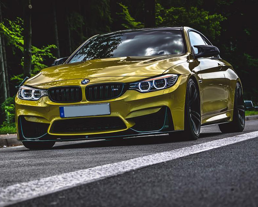 goldener BMW